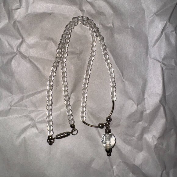 15 1/2" Clear and Silver Beaded Necklace - Picture 3 of 7